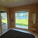 Mustalahti Lomamökit *