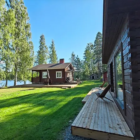 شاليه Mustalahti فيتاساري